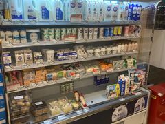 -牛朋牛奶棚(南昌路店)