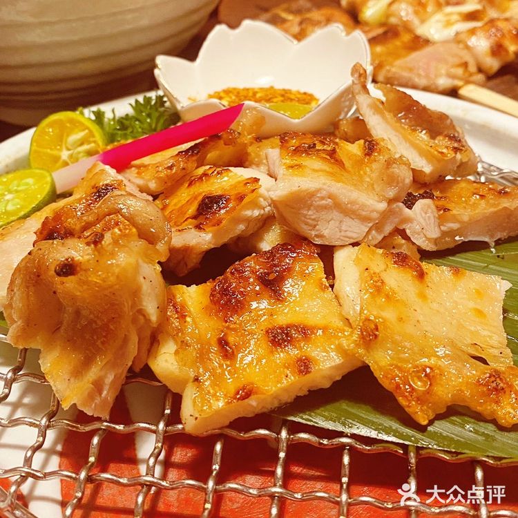 一家拥有独特氛围感的日料餐厅！