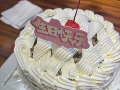 -红宝石·鲜奶小方·海派西点房(南丹店)