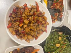 -嘉丰湘菜馆(芳群园店)