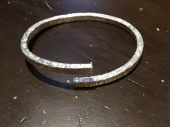 -十八字金·银饰·拼豆·开蚌DIY(魏公芳华里店)
