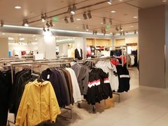 -H&M(华润万象城店)