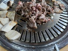 -牛信亭韩国料理·炭火烤肉(紫藤路店)