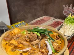 -沙胆彪炭炉牛杂煲(上海日月光广场店)