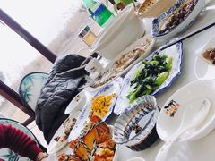 -七的湖·晚芳亭·阳澄湖农家菜·大闸蟹(莲花岛店)