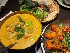 -大头虾越式风味餐厅(光明广场店)