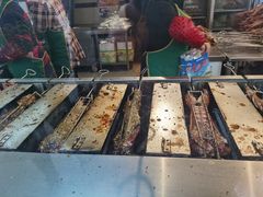 -老黄记手撕烤兔(玉林街店)