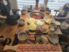 -城墙拐拐火锅(三峡广场黑金冠店)