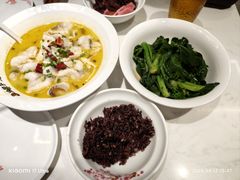 -渝是乎酸菜鱼(龙旗购物中心店)