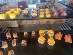 -万达文华酒店·48F云端窗景美食汇自助餐厅