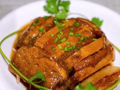 荔浦芋头扣肉-鲜榨果汁·啤酒鱼(环岛河店)