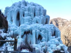 -大平台龙居瀑布旅游区