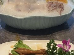-德天肥牛海鲜火锅(城西银泰店)