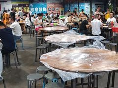 大堂-五七小李子油焖大虾(总店)