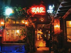 -城墙外BAR