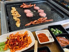 厚切牛舌-韩阳王石板烤肉