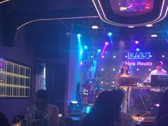 -MARU玛露音乐餐厅(大学路店)