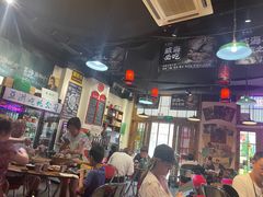 -蚝堡海鲜·威海菜·海肠捞饭·烧烤·亚洲吃蚝公司(幸福门店)