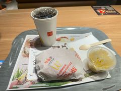 -麦当劳(杨林得来速店)