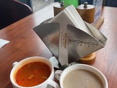 -MONICH牛排融合餐厅(和义大道购物中心店)