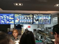 -麦当劳(国家体育场南路店)