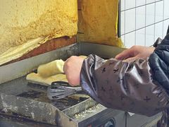 -玛马艾脆皮水磨年糕(湖北路87-89小区店)