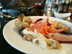 -圣丰索菲特·2 On 988 Café 自助餐厅