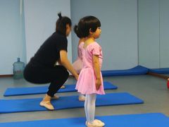 -舞研舞蹈培训(魏公村校区)