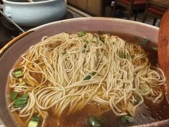 -吴越荣记苏州菜·松鼠桂鱼100%活鱼现做(斜塘老街店)