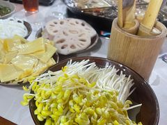 -正南齊北重庆老火锅(光华村直营店)
