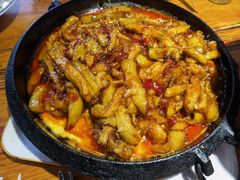 -百味地锅鸡(铜山路店)