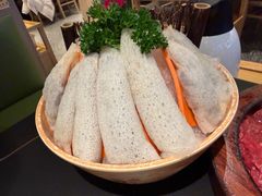 竹荪鸡肉玉米虾滑-季季山·云南野生菌火锅(上海首店)
