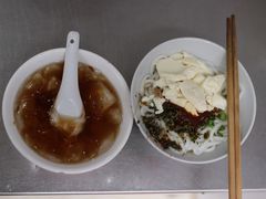 -辣辣小吃豆花米线(大观篆新农贸市场店)