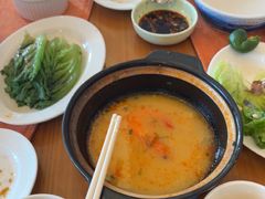 -亚龙湾希尔顿自助餐厅·海鲜·烧烤·沙滩BBQ·现场乐队