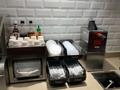 -The Habit Burger Grill 哈比特汉堡(爱琴海店)