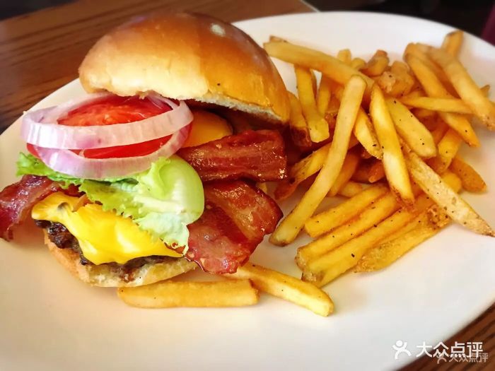 星期五餐厅(富都店)-星期五汉堡-菜-星期五汉堡图片-上海美食-大众