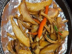 -耶里夏丽·新疆菜·28年喀什老馆(田林东路店)