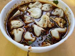 酸汤牛肉水饺-回坊马二饺子馆