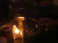 雪茄与香槟-LONG BAR 廊吧(外滩华尔道夫酒店)