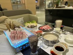 -红鼎豆捞·非遗鲍皇汤火锅(宝丰路店)