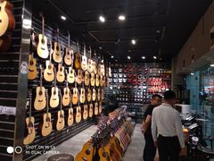 -柏斯音乐艺术中心·钢琴·吉他(世纪金源店)