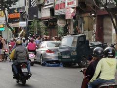 -Bánh Mì Huynh Hoa