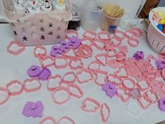 -三只小羊蛋糕DIY烘焙·拼豆·银饰(光谷店)