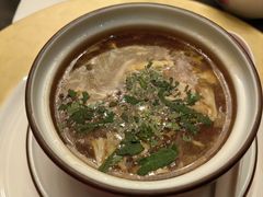 传统海鲜酸辣汤-北京王府井希尔顿酒店·秦唐中餐厅Chynna