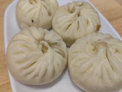-李与白包子铺(桐梓林店)