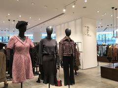 -URBAN REVIVO(上海中庚漫游城店)