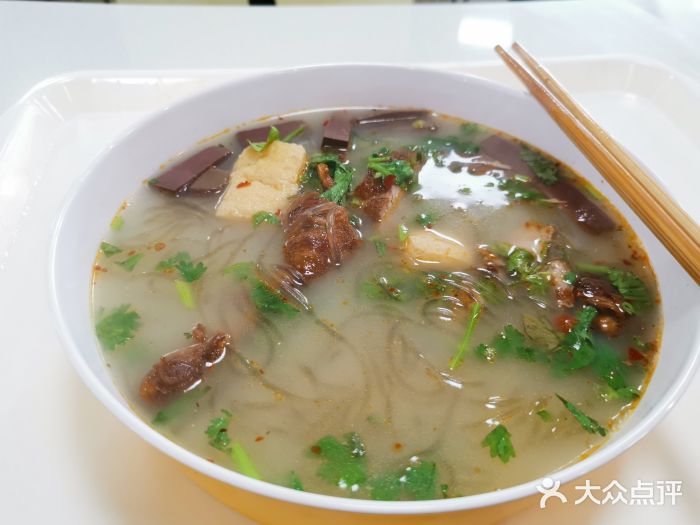 苏州大学独墅湖校区-第5食堂鸭血粉丝汤图片