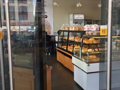 面包甜点陈列柜-优品颂烘焙咖啡(南山店)