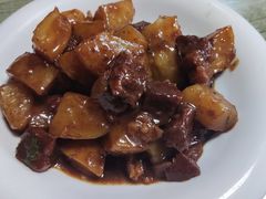 土豆炖牛腩-华春餐馆(鱼山路店)