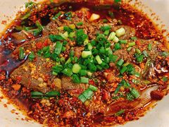家常绍子鸭血-百年粉蒸牛肉